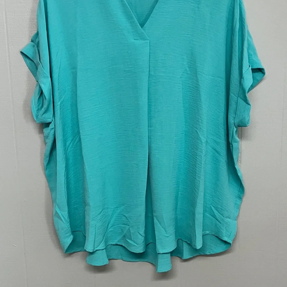 New She + Sky Blouse Top 1X - Picture 3 of 10